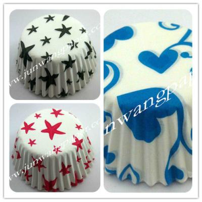 China Disposable Heart Shaped Pattern Cake Cup , Greaseproof Cake / Muffin Paper Cups Cake Cups Holder Cases for sale