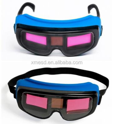 China PVC New Design Automatic Tarnish Welding Goggles for sale