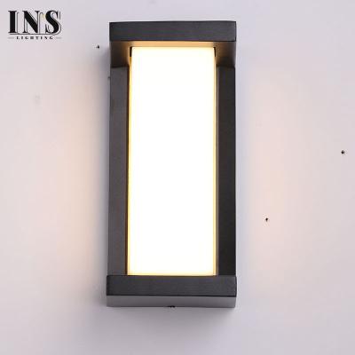 China High Quality Outdoor Villa Garden / Park Outdoor Vintage Square Led Wall Sconce Lamp For Garden Decor for sale