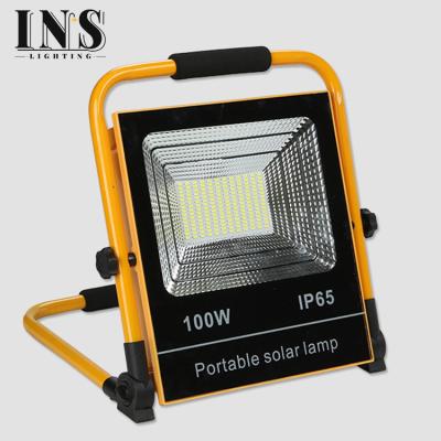 China High Brightness High Lumen LED Solar Flood Light IP67 Waterproof 50w 100w Outdoor Led Solar Security Outdoor Flood Light For Garden for sale