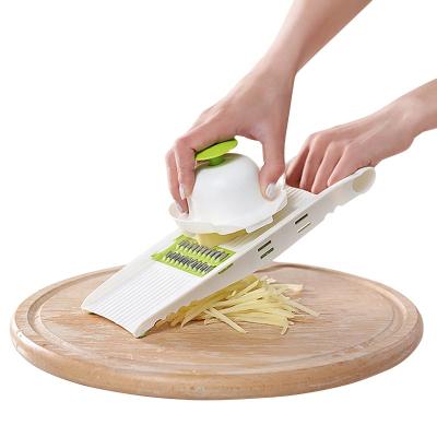 China Viable Multifunctional Plastic Vegetable Slicer Grater Tool Kit Fruit Vegetable Slicer Potato Cucumber Carrot Plastic Food Grinder for sale