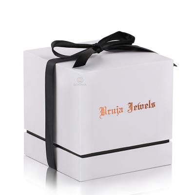 China Recyclable Custom Luxury Rigid Embossed Cardboard Paper Box Style Perfume Aromatherapy Candle Gift Boxes for sale