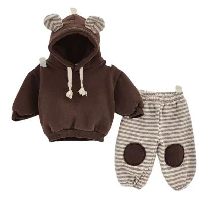 China Antibacterial Cute Korean Baby Clothes With Two-piece Velvet Hoodie And Velvet Bear Patch Hooded Pants for sale