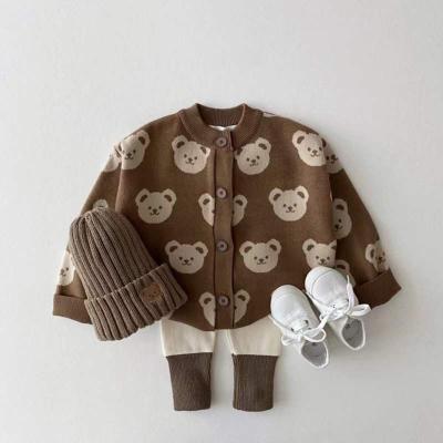 China 2022 Korean new anti-pilling baby knit bear pattern sweater coat male straight general coat and female infants sweater for sale