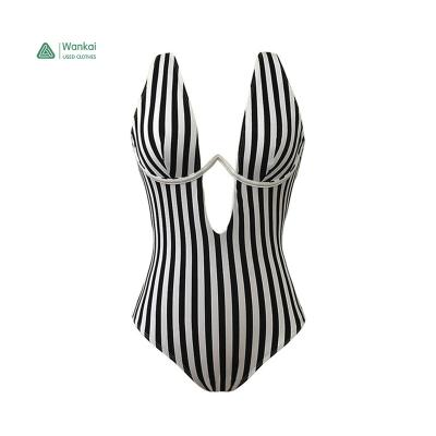 China All kind the weight of mixed package is 45 kg to 100 kg used one piece swimsuit with cover for sale