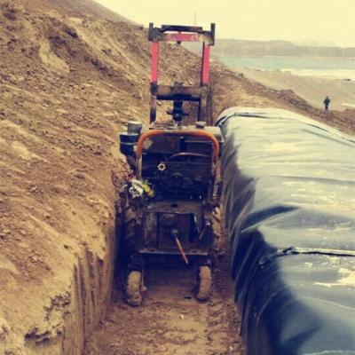 China Geomembrane Waterproofing High Density Polyethylene Geomembrane Liner For Landfill Construction for sale