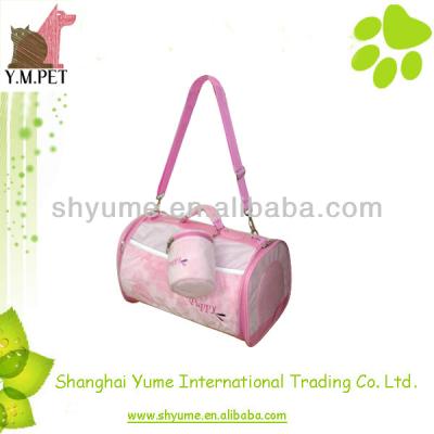 China Sustainable Pet Carrier with Outdoor Snack Bag Accessories for sale