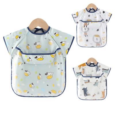 China Antibacterial Kids Feeding Aprons Sleeveless Baby Bib With Full Cover Pocket Cute And Soft Kids Apron With Pocket for sale