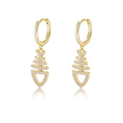 China beautiful Eco-friend women yellow gold plated huggie earrings fish bone dangle 925 silver earrings for sale