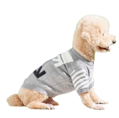 China High Quality Sustainable Winter Pets Comfortable To Wear Pet Clothes Fashion Warm Sweater for sale