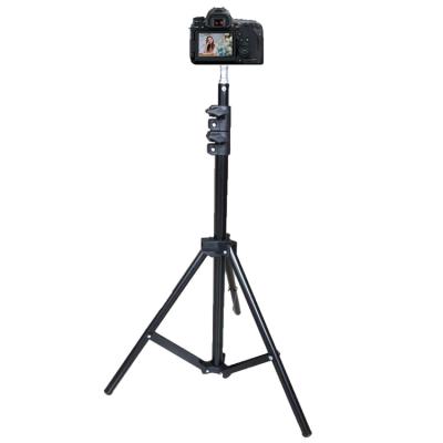 China New Arrival Lightweight Portable Height 1.6m Adjustable Ring Light Detachable And Foldable Aluminum Tripod for sale