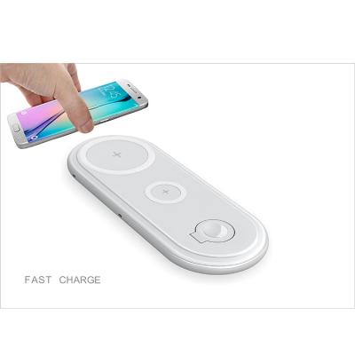 China New Arrival 2021 Trending Mobile Phone 15w Mutifunction Fast Charging Product 3 In 1 Wirless Chargers for sale