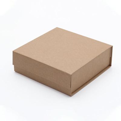 China Low MOQ Recyclable New Square Magnet Lid Retail Gift Box Available Packaging Paper For Small Accessories for sale