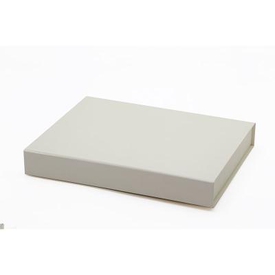 China Wholesale Recyclable Luxury Stock Magnet 25pcs Ready Lid Gift Box Ivory Packaging With Logo Printing for sale