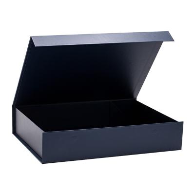 China Recycled Materials 25pcs Delivery Navy Blue Clothing Retail Packaging Fast Collapsible Rigid Box With Magnetic Lid for sale