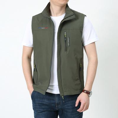 China Handsome QUICK DRY Men's Vest Jacket Casual Loose Vest Tooling Multi-pocket Photography Fishing Mountaineering Large Size Vest for sale