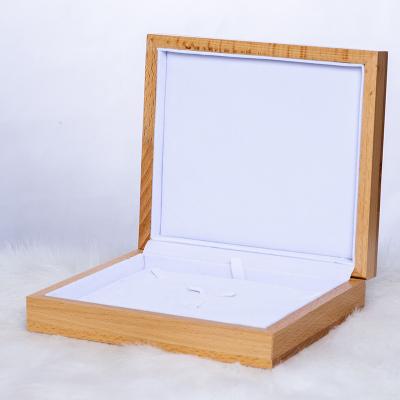 China Handmade small clear texture wood jewelry boxes with logo customized solid wood jewelry box for sale