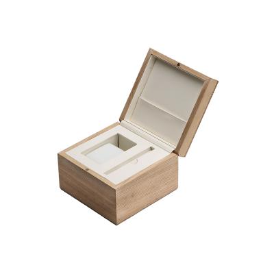 China 2021 Handmade Small Velvet Hot Selling Recycled Watch Storage Box For Sale, Wooden Customized Watch Box Logo Packaging for sale