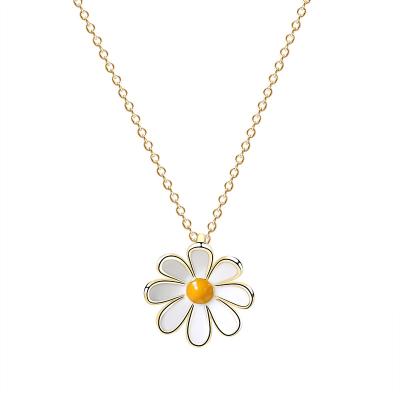 China Trendy Flower Fashion Necklace 2020 925 Sterling Silver Nickel Free Daisy Necklace For Women for sale