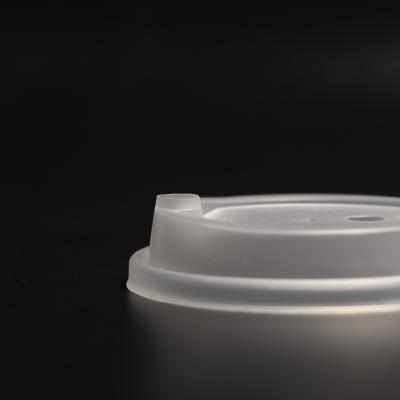 China Round Shaped Plastic Cup Lid PP Disposable Cup Lid With Leak Proof Design for sale