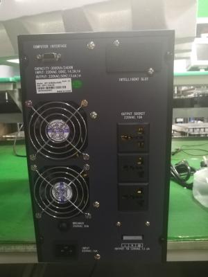 China La onda sinusoidal pura 3Kva sube precio que la monofásico en línea sube con la exhibición llevada en venta