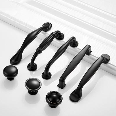 China Modern Matte Black Cabinet Handles Gold Brass Furniture Pulls Long Handle Kitchen Cabinet Cupboard Door Pulls Drawer Knobs for sale