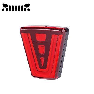 China Red V-shaped Cruise Fog Brake Light Lamp Rear Bumper Reflector ABS LED Lens Pilot Lamp For ATV UTV SUV for sale