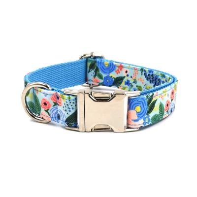 China Fashionable Pattern Durable Strap Flower Quick Release Design Metal Buckle Cotton Fabric Adjustable Dog Collar for sale