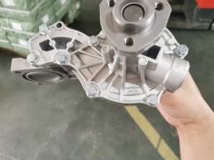 Mercedes Benz Engine Auxiliary Water Pump 2048350364 Easy Installation