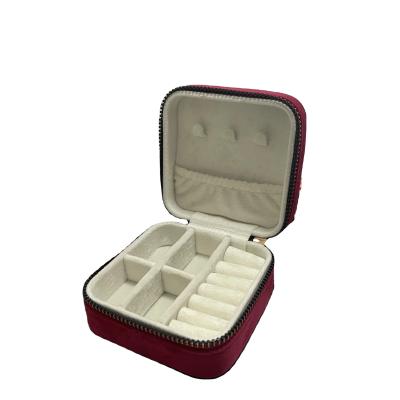 China Blush Travel jewelry box organizer jewelry box women gift velvet jewelry box for sale