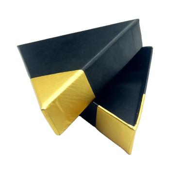 China Customized Triangle Necklace Box Color-Logo-Size with Paper Material Sample Time 7 Days for sale