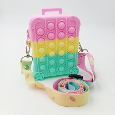 China Other New Wholesale Bubble Popping Popit Purse For Girls Shoulder Bag Shaker Toys Noise Bust Toy For Adhd Anxiety School Silicone Bag for sale