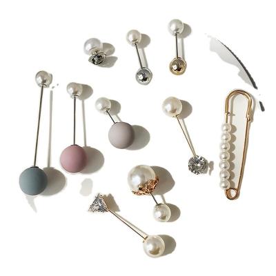 China 2021 Colorful Stainless Steel Factory Stock Pearl Scarf Hijab Head Pins Boutique Pins And Customizing Services for sale