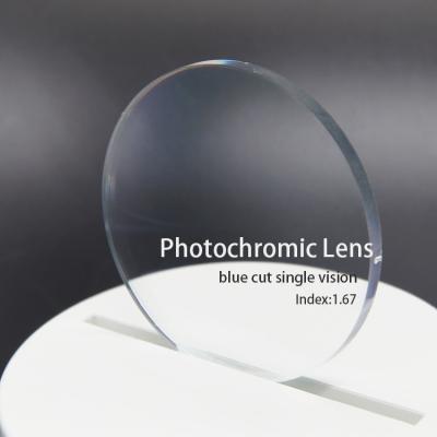 China Good Quality Photochromic Photo Optic Lens UV420 1.67 Gray Blue Cut Photochromic Light Blue Coating Single Vision Lenses for sale