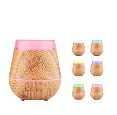 China Household Top Selling USB Rechargeable Car Aroma Diffuser,Wholesale Mini Portable Car Vent Clip Diffuser for sale