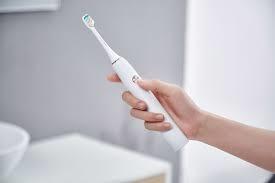 China White Rotating Electric Toothbrush / Pressure Sensitive Electric Toothbrush for sale