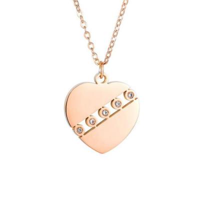 China Romantic Best Price Mini Charm Heart Necklace Pendant Setting Stone 18K Gold Women Necklace for sale