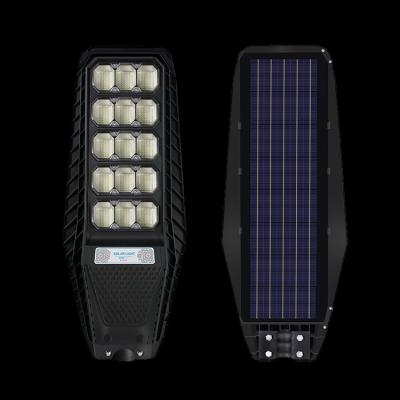 China ROAD Manufacturer Best Quality All in Two 100W 200W 300W Waterproof High End Solar Smart LED Street Light for Garden for sale