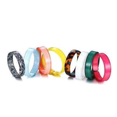 China BOHEMIA Candy Color Elegant Women Tortoiseshell Jewelry Acrylic Material Imitation Cellulose Acetate Amber Cuff Bracelet Acrylic Bangle for sale