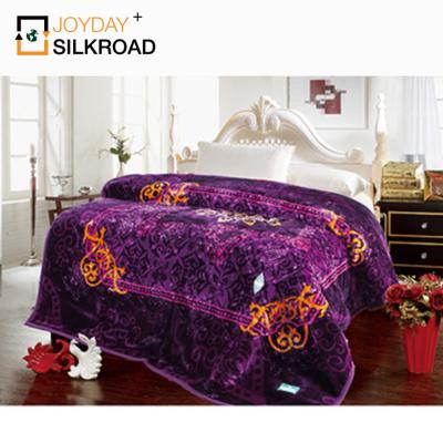 China Anti-pilling new! Wholesale 2ply Color Geometric Pattern Super Soft Hot Sale 100% Polyester Purple Winter Blankets For Africa Market for sale