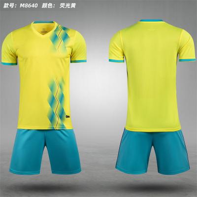 China Sets 2022 Wholesale Customs &Kids Training Kit Man Single Sublimation Breathable Soccer Jersey Sets For Clubs for sale