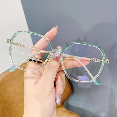 China 2021 new box simple Korean version gradient transparent street pulling full frame flat anti-blue light glasses for sale