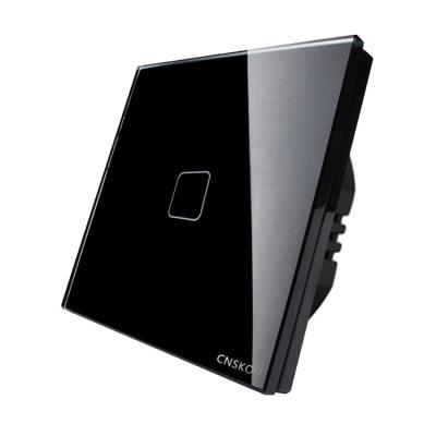 China Cnskou EU Standard Glass Panel Doorbell Switch Touch Screen Wall Doorbell Switch Home Automation Switches à venda