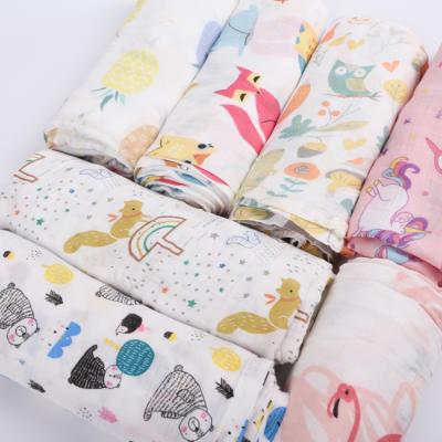 China Anti-Static Most Popular Babies Cotton Super Soft Merry Pattern 100% Organic Muslin Wrap Blanket for sale