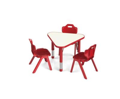 China Assemblable triangular table special safety furniture for kindergarten Hot selling furniture en venta