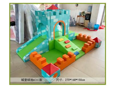 China Childcare center kids sensory castle theme soft play games with ball pit and slide for sale Te koop