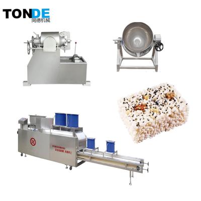 中国 High Efficiency Factory Supply Puffed Rice Bar Making Line with Different Shapes 販売のため