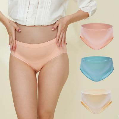 China Women Antibacterial High Quality Breathable Free Wire Free Pregnancy Seamless Underwear After Birth Mid Waist Maternity Panties for sale