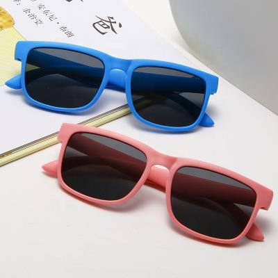 China 2021 New Factory Price Soft Silicone Kids Sunglasses Flexible Kids Lenses Shading Kids Sports Style Sunglasses for sale