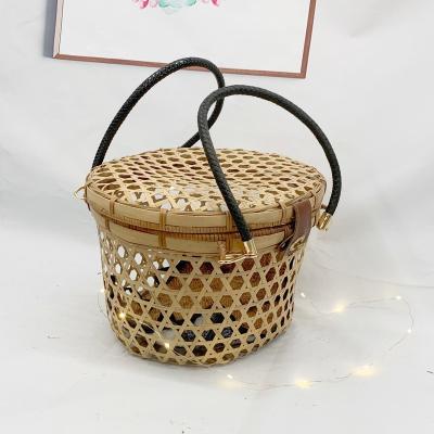 China Viable Tote Style Cats Basket Pet Backpack Bicycle Basket Custom Carry Dog With Handle for sale